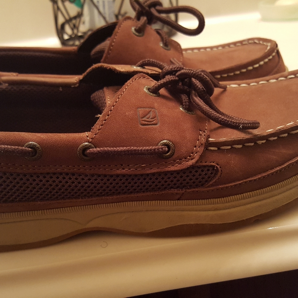 Sperry boat shoes